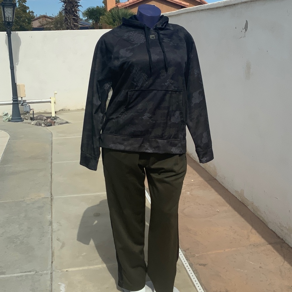 And1 Black and Olive Joggers Set